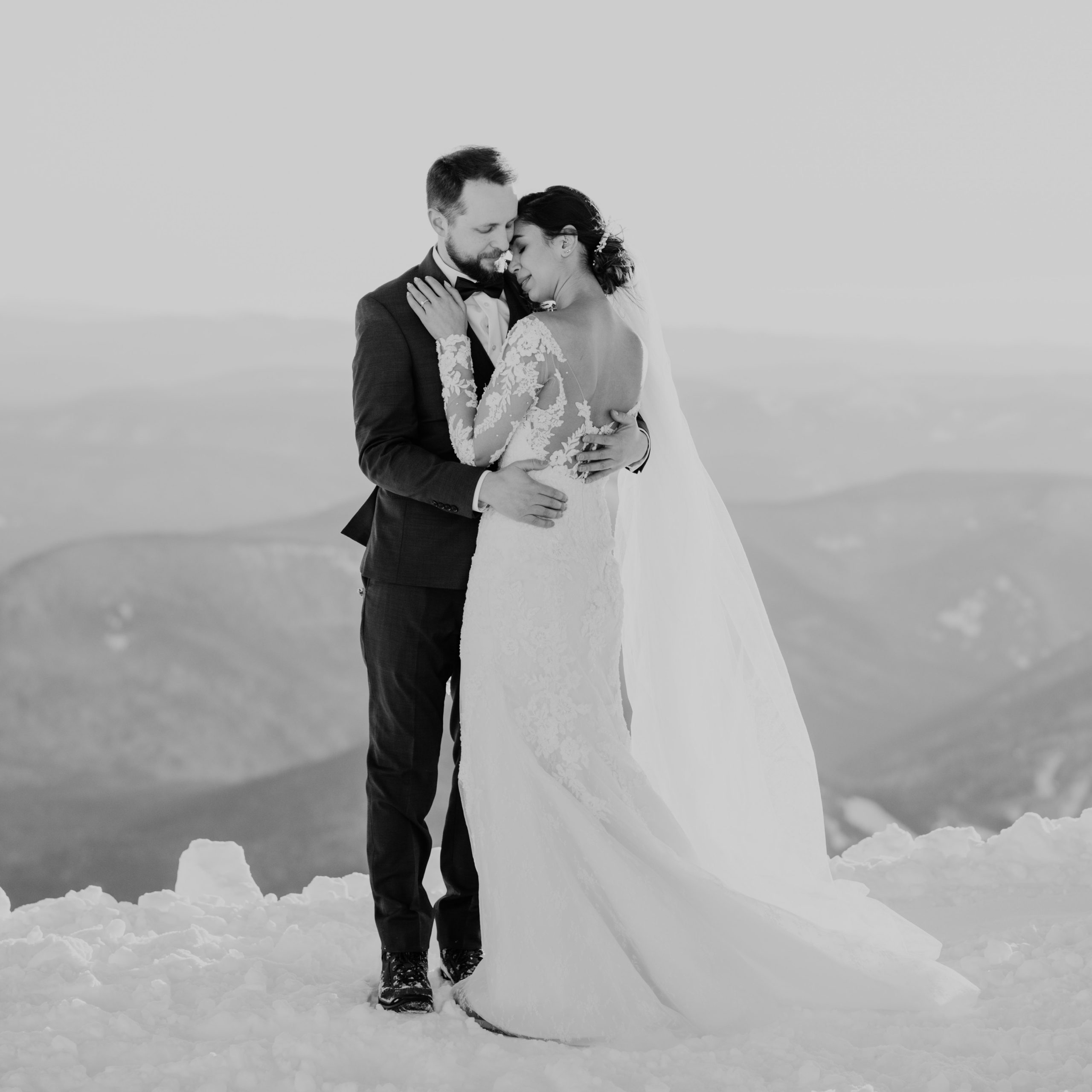Black and While Classic Happy Couple Danielle Peterson Photography PNW Weddings
